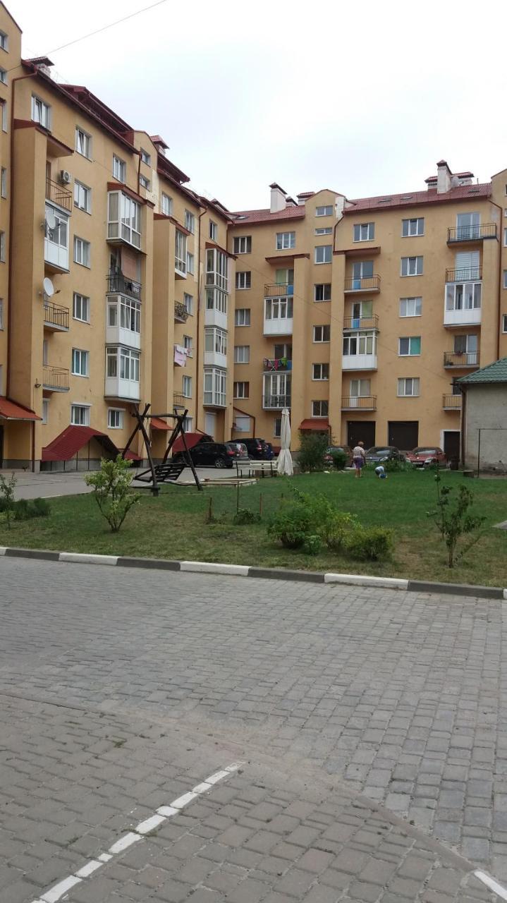 3-К Квартира Apartamento Ivano-Frankivsk Exterior foto