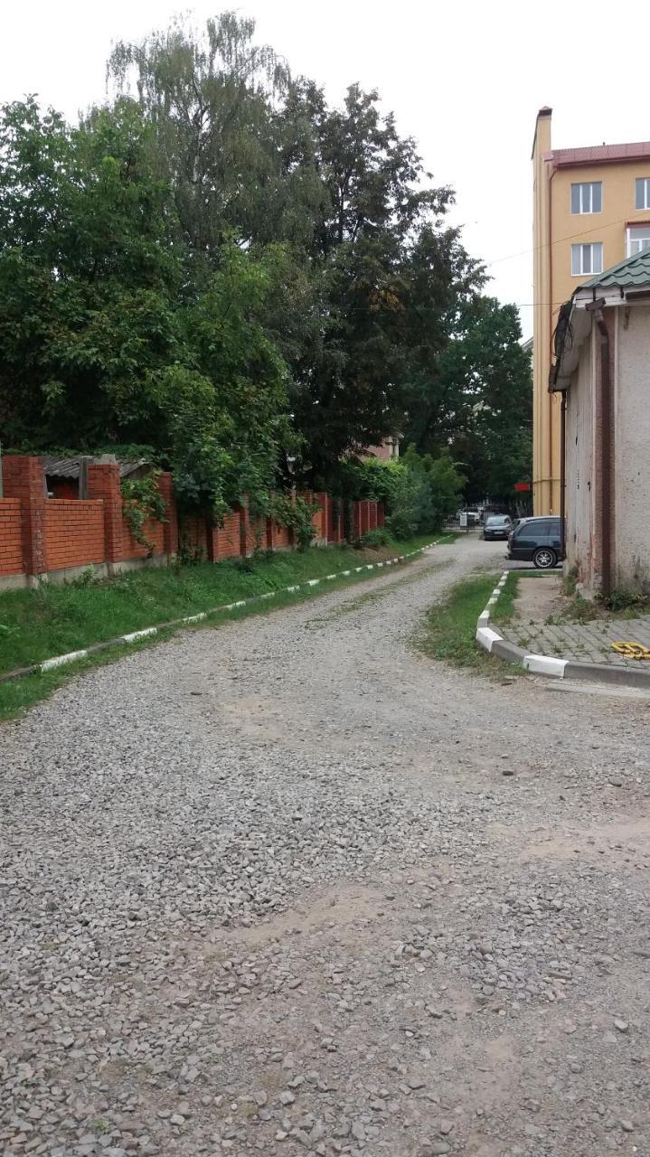 3-К Квартира Apartamento Ivano-Frankivsk Exterior foto
